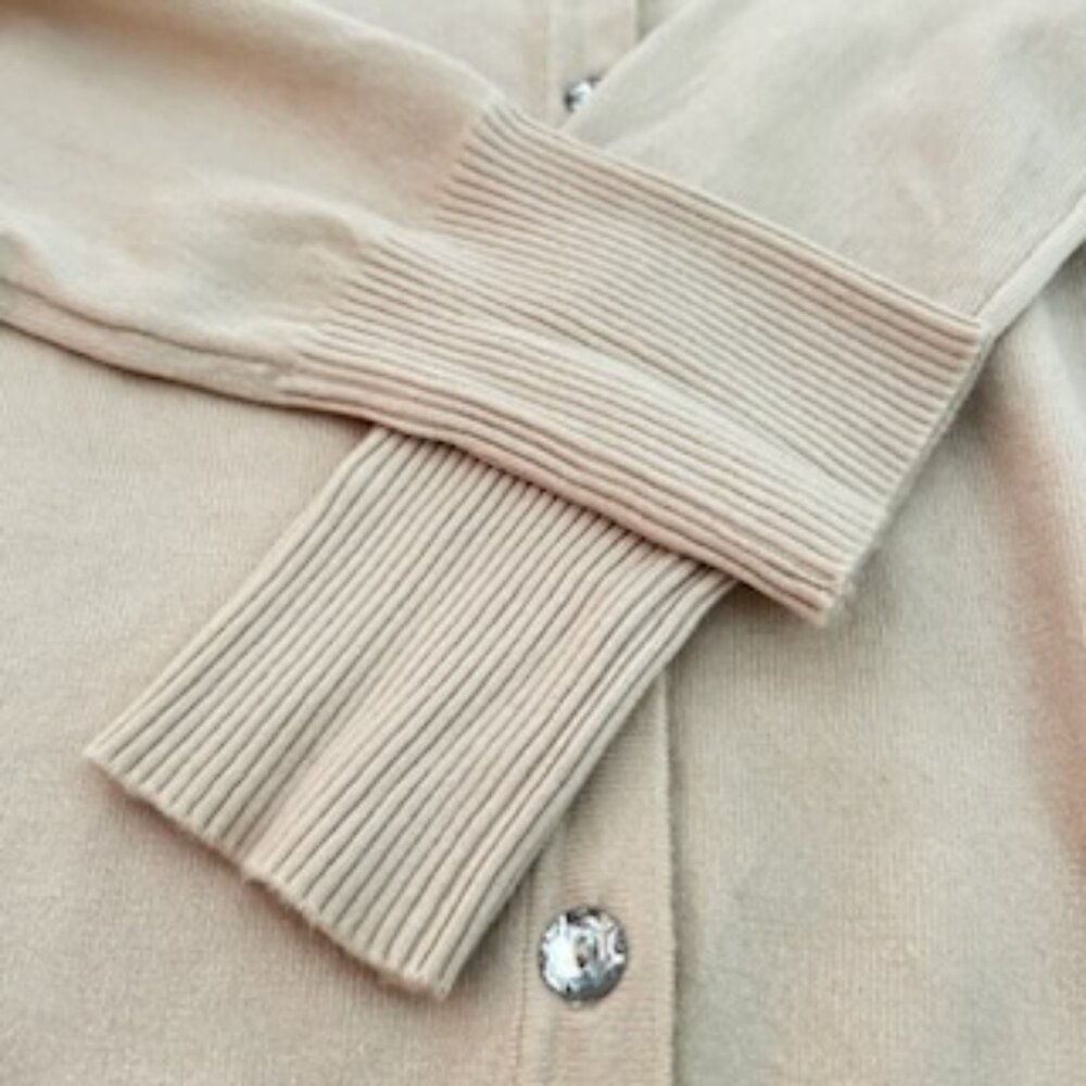 NWT Wool Blend Premium Quality Cream Sweater Cardigan With Rhinestone Buttons - Picture 5 of 9